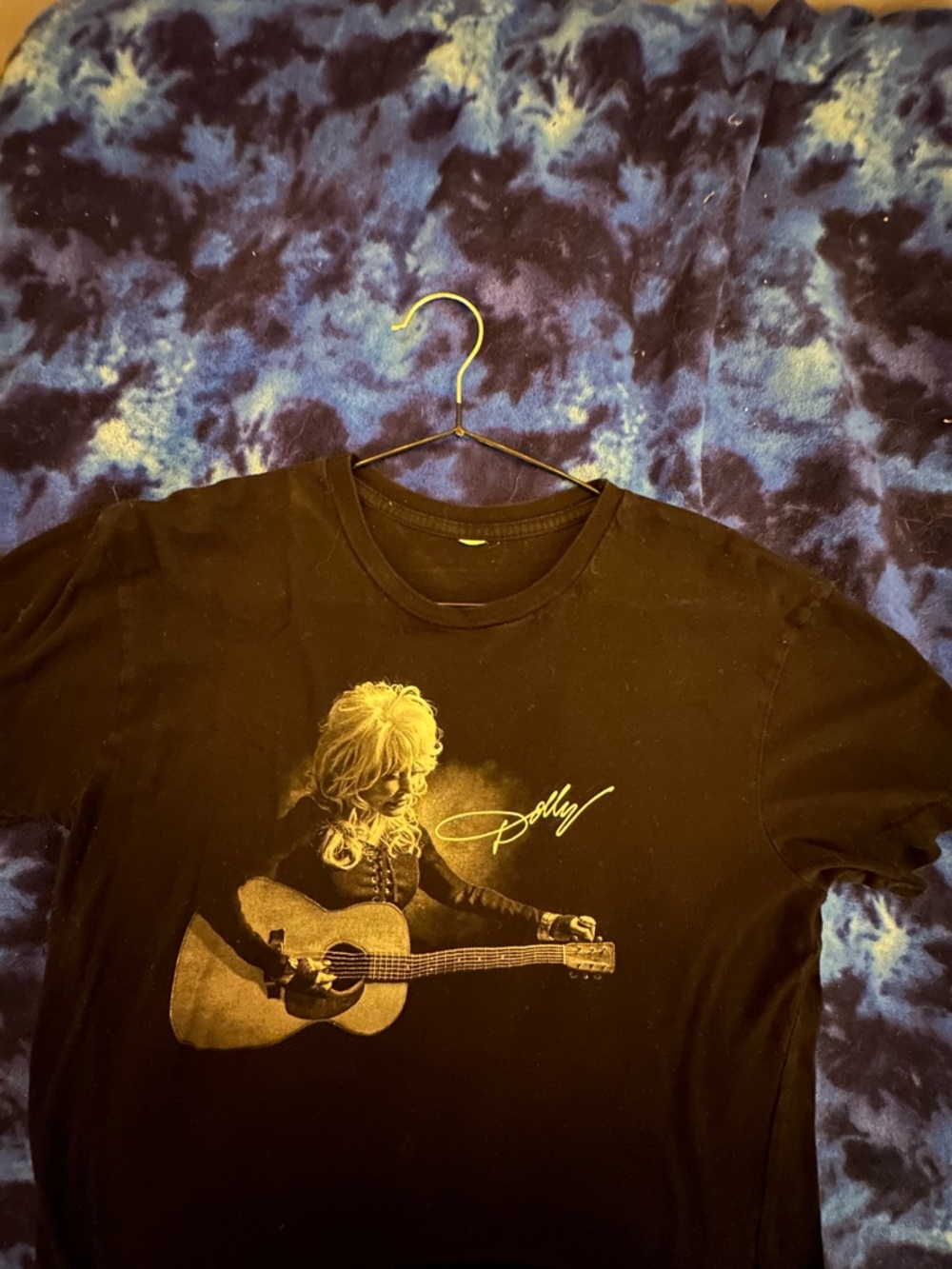 Black Short Sleeve Graphic Tee with Gold Guitar Print